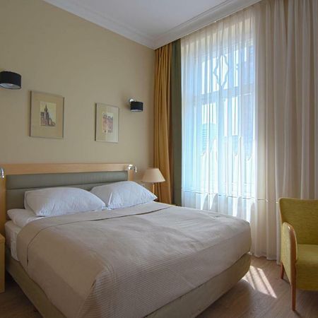 Brass Suites Лодзь Екстер'єр фото