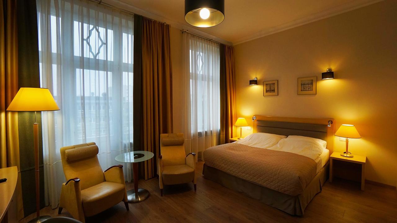 Brass Suites Лодзь Екстер'єр фото
