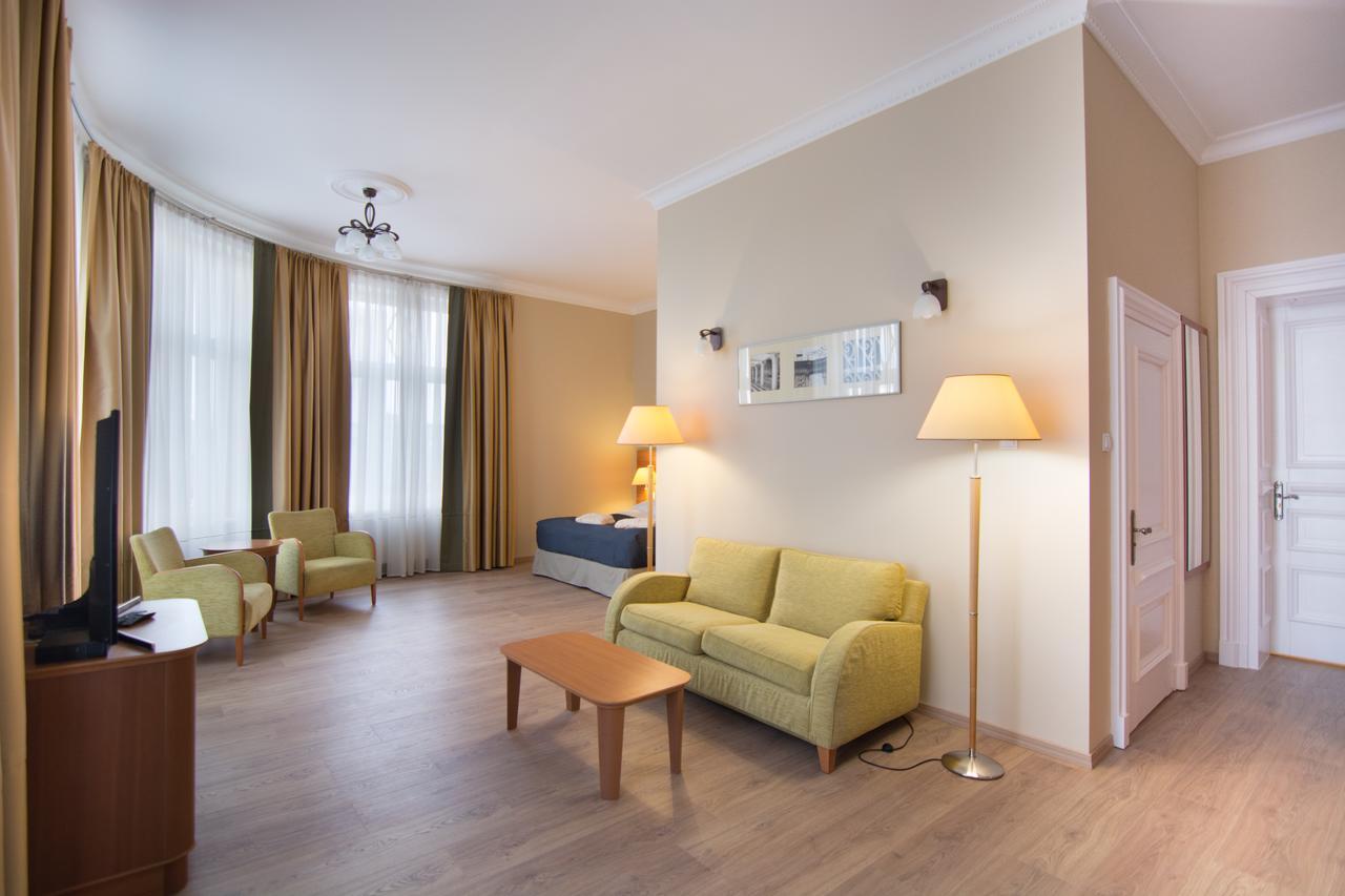 Brass Suites Лодзь Екстер'єр фото