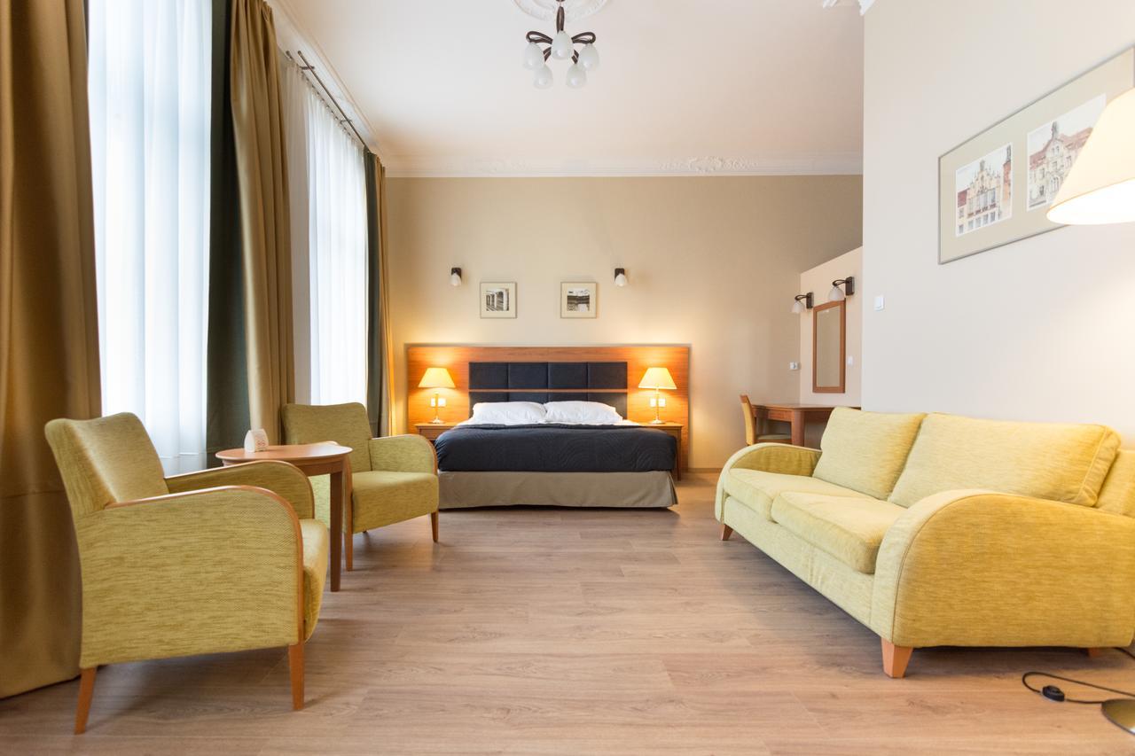 Brass Suites Лодзь Екстер'єр фото