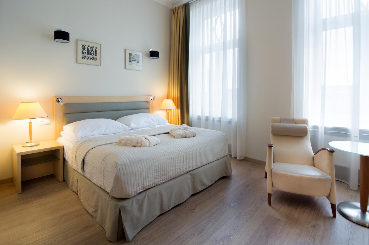 Brass Suites Лодзь Екстер'єр фото