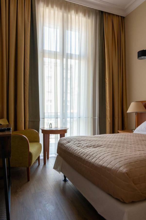 Brass Suites Лодзь Екстер'єр фото