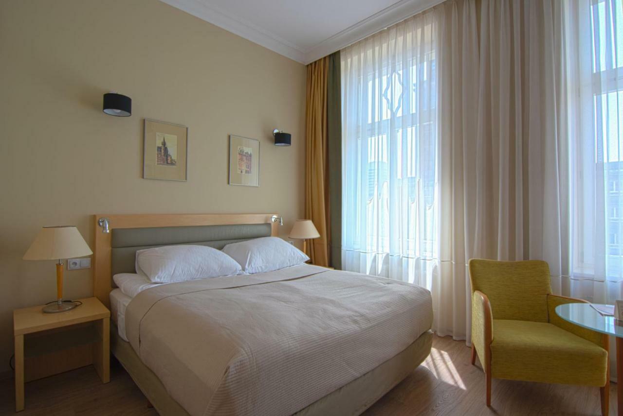 Brass Suites Лодзь Екстер'єр фото