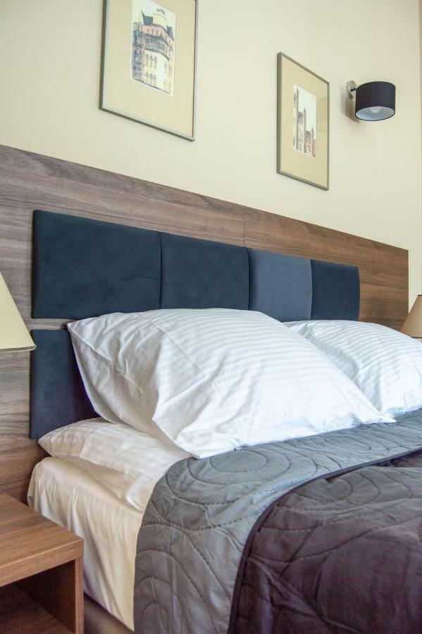 Brass Suites Лодзь Екстер'єр фото