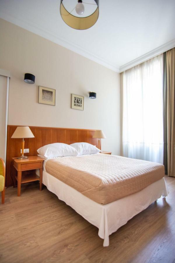 Brass Suites Лодзь Екстер'єр фото