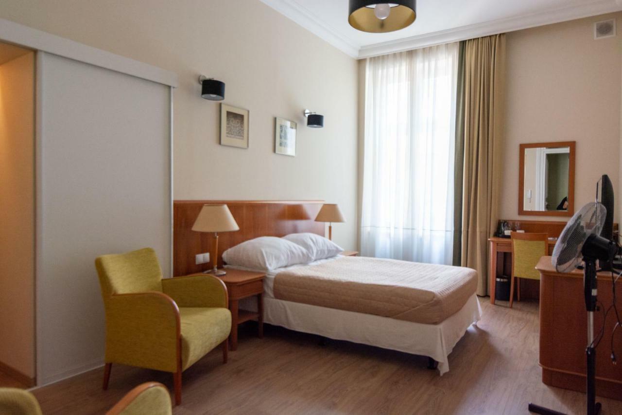 Brass Suites Лодзь Екстер'єр фото